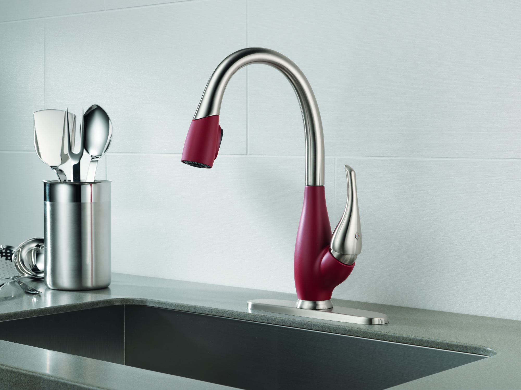 delta designer kitchen faucets
